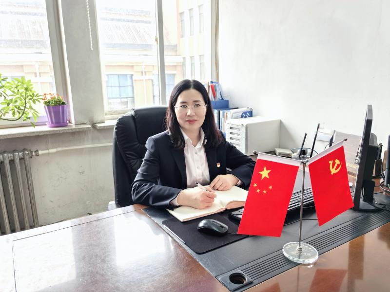管理学院党总支书记、院长：冉祥梅.jpg