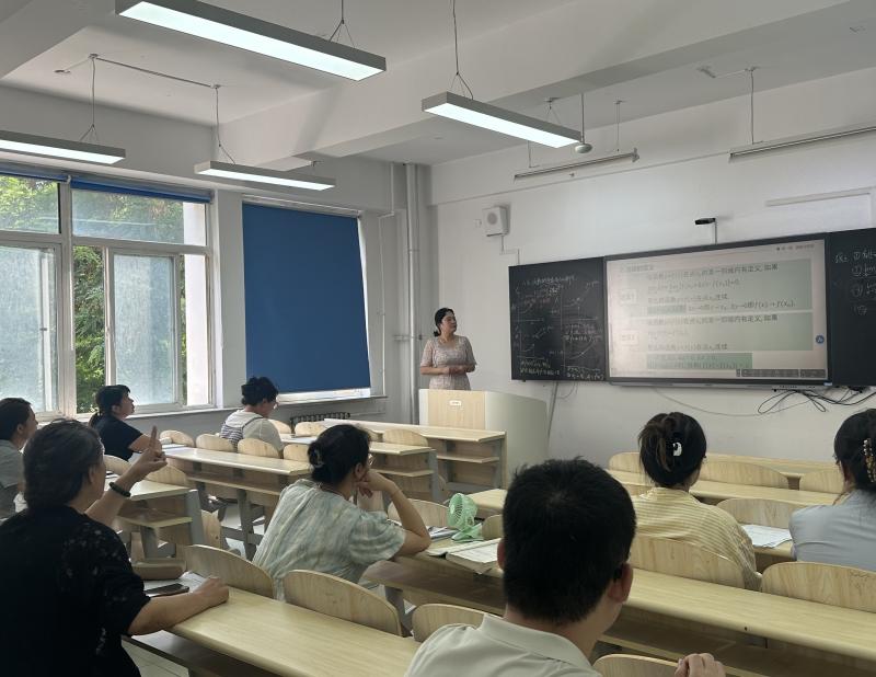 高等数学教研室教研活动1.jpg